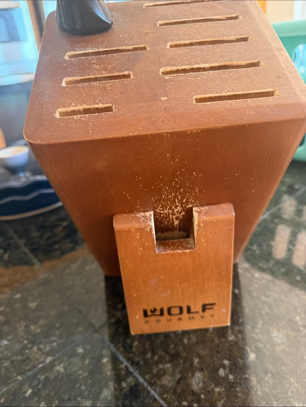 Wolf knife block and knife sharpener
